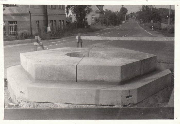 stavba: �ervenec - z��� 1984