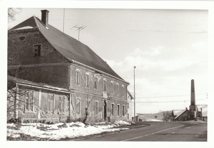 stavba: �ervenec - z��� 1984